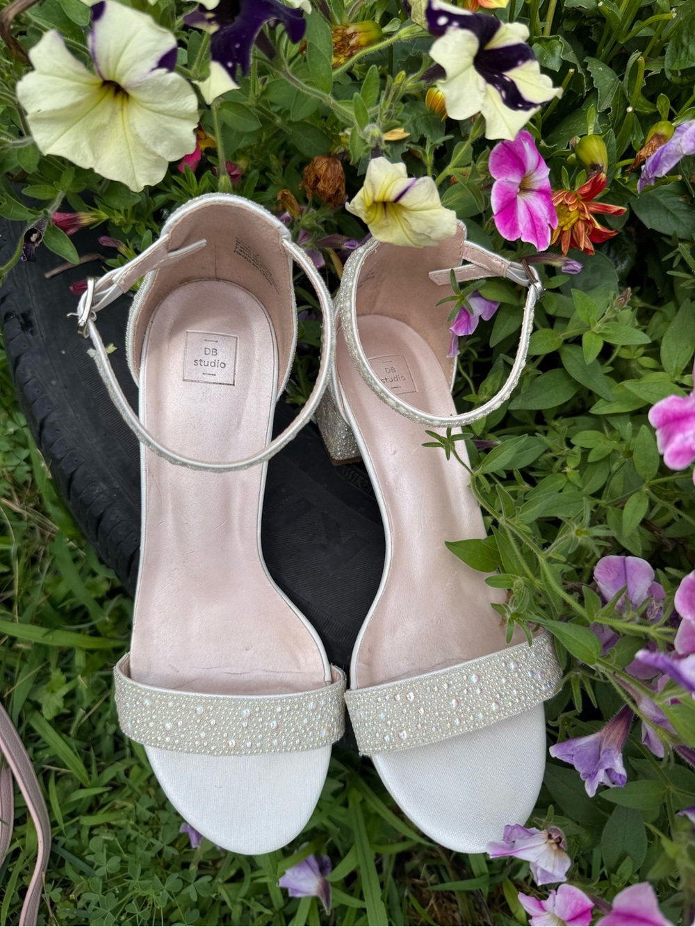 David's Bridal Pink Pearl-Embellished Ankle-Strap Sandals (free sunglasses) - Picture 4 of 7